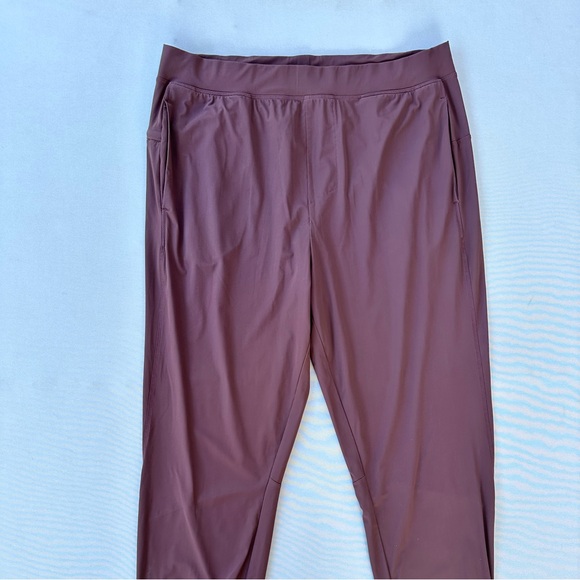 🎉5 for $45🎉 All in motion joggers pants women size L - Picture 3 of 10